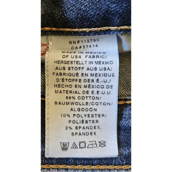 True Religion Womens Knee Length Shorts Medium Wash Size 27 Low Rise - Picture 12 of 14